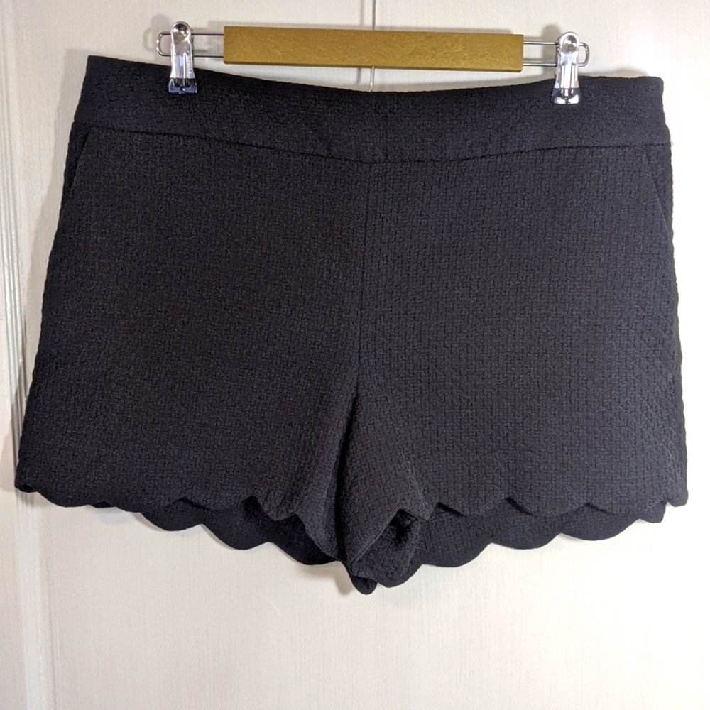 Loft Scalloped Shorts